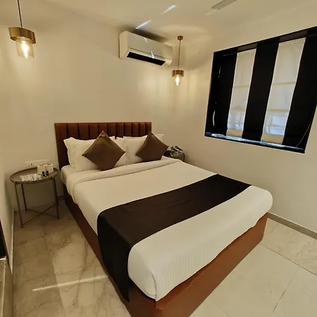 The Majlis - Colaba 3*