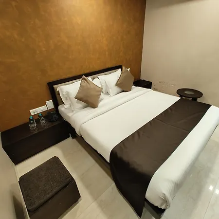 Hotel The Majlis - Colaba 3*