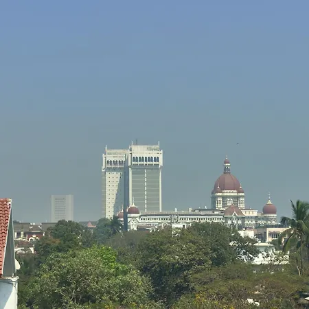 The Majlis - Colaba Hotel