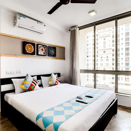Guest house Oyo Elegant Hiranandani 3*