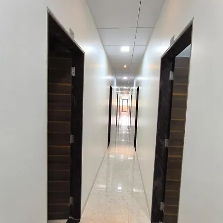 Sapna & Boarding Hotel Mumbai