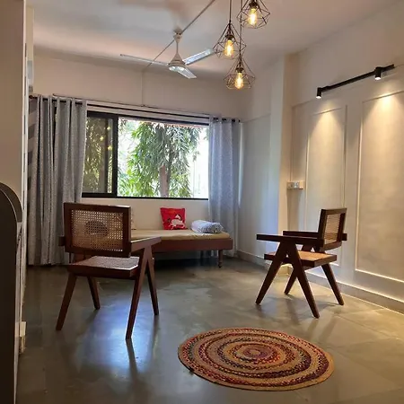 Home Stay * Mumbai