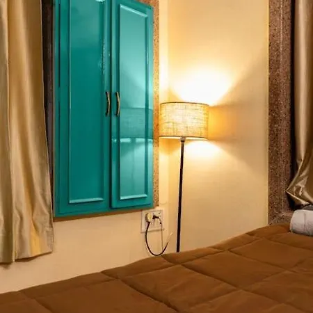 Budget Friendly At Carter Road * Mumbai