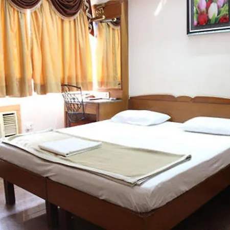 Karan Palace Hotel 3*