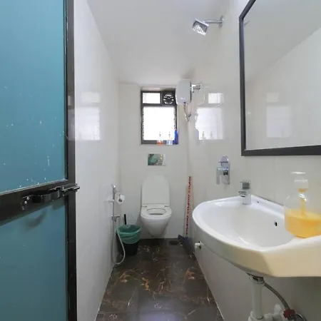 Queenie - Bandra West Apartment Mumbai