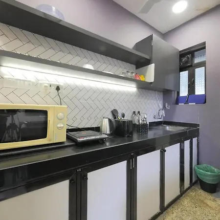 Apartment Queenie - Bandra West