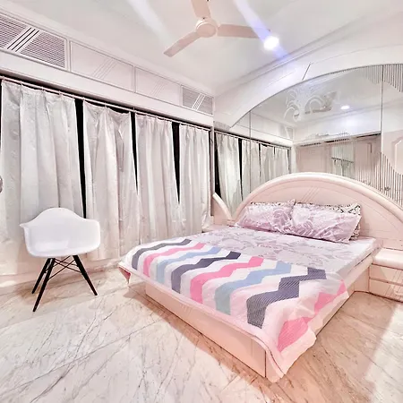 Luxurious With Love