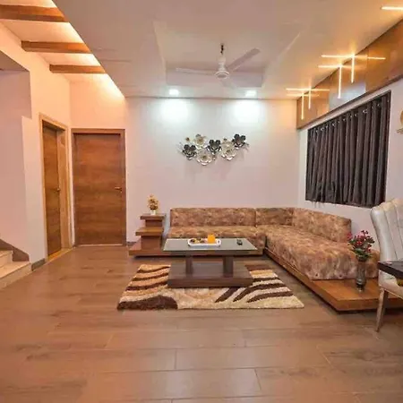 Aq * Mumbai