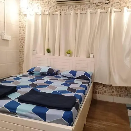 Ground Floor Bungalow Holiday home Mumbai