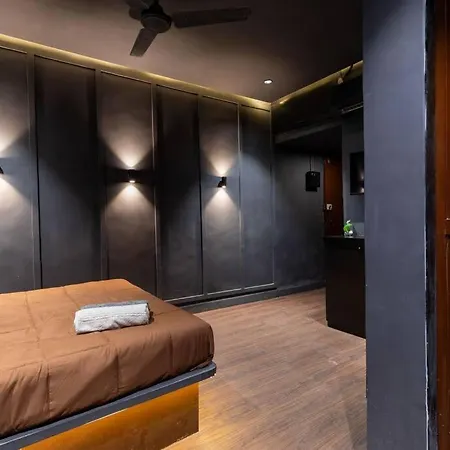 Apartment Welcome To The Darker Side *