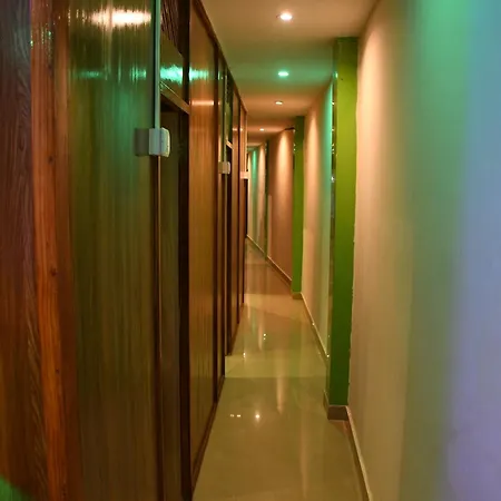 Hostel Airport Near T2
