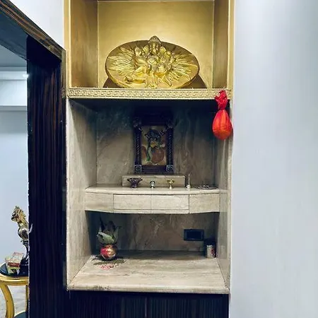 Gold Palace 3 Bedroom Hall Apartment