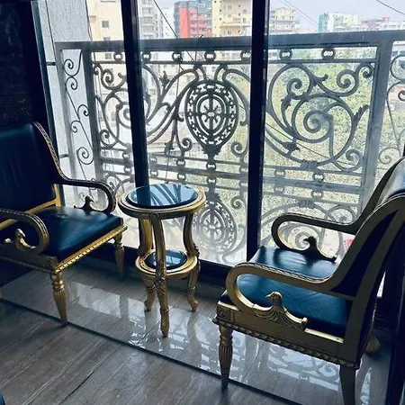 Gold Palace 3 Bedroom Hall *