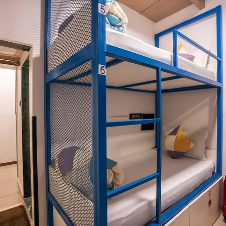 Hostel Zostel