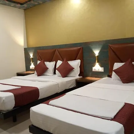 Tri Hotel
