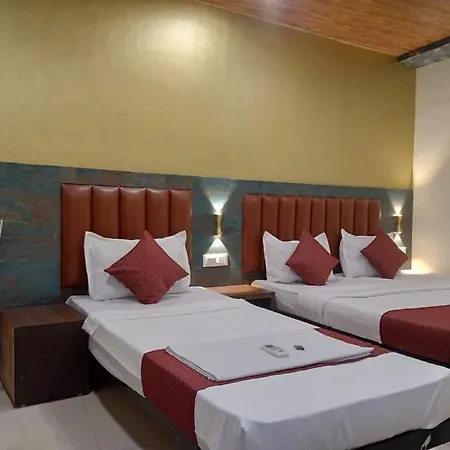 Hotel Tri Mumbai