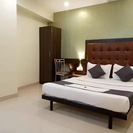 Hotel Tri