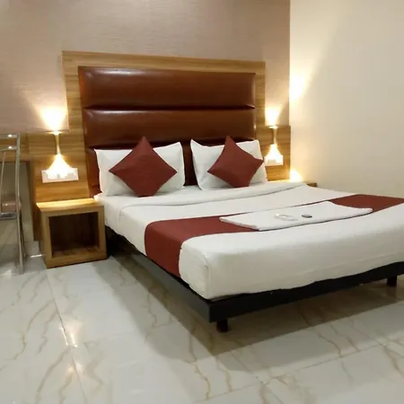Hotel Tri