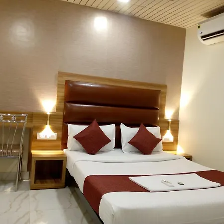 Tri Mumbai