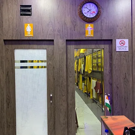 Neenava Asalpha Hostel *