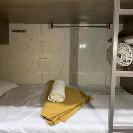 Hostel Neenava Asalpha