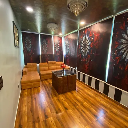 97 Inn- Andheri Versova 3*
