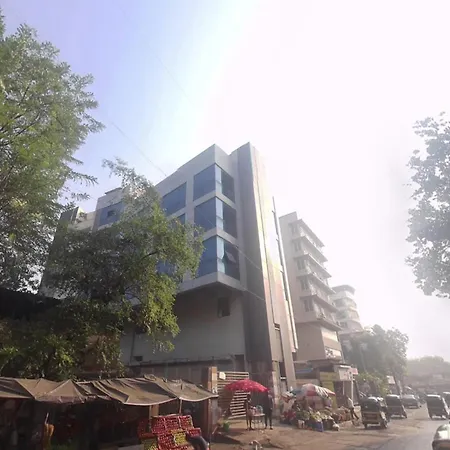 Beverly Palace Santacruz - Near Bkc - Airport T1 3*