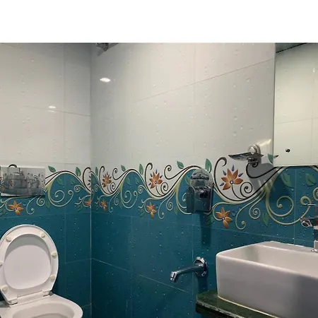 Neenava Asalpha Hostel Mumbai