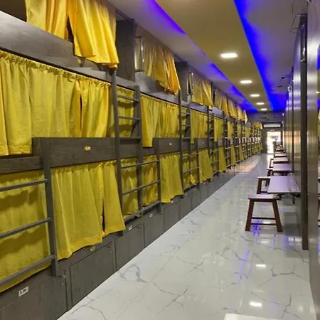Hostel Neenava Asalpha Mumbai