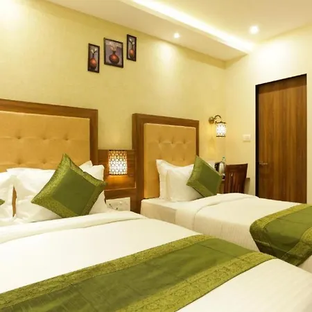 Delight Hotel 3*