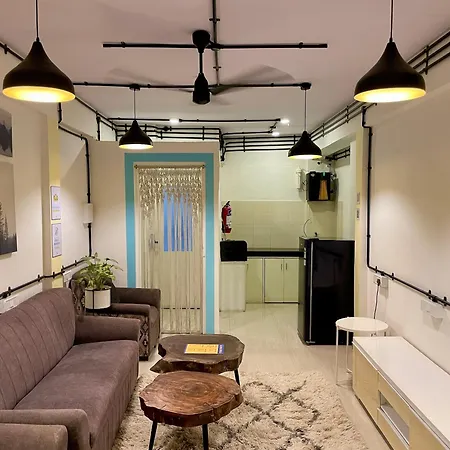 Hostel Locomo Hostel Express - Stay Work Eat *