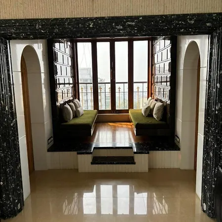 Khar Delight *