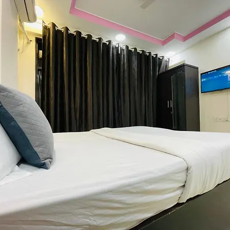 Apartment Wistree Luxury Service Apartment-bkc