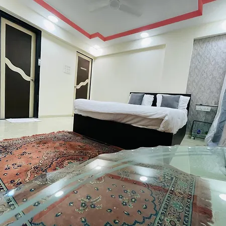 Apartment Wistree Luxury Service Apartment-bkc