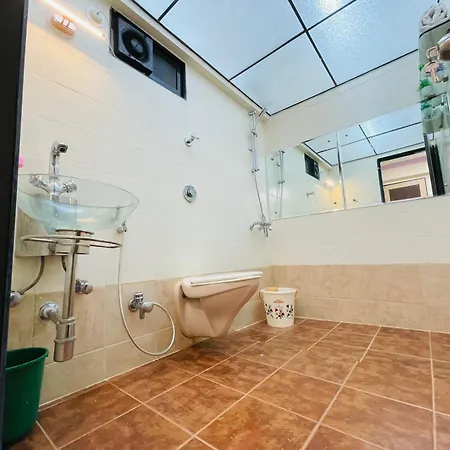 Wistree Luxury Service Apartment-bkc *