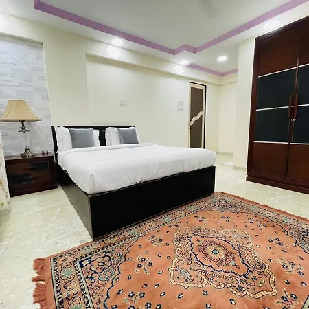 Apartment Wistree Luxury Service Apartment-bkc