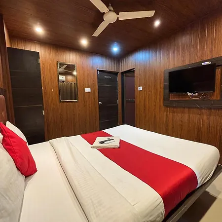 Hotel Hotel Borivali Executive - Near Borivali Railway Station 3*