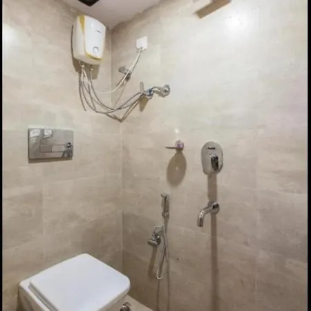 Hostel Abza Deluxe