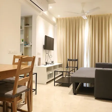 Aparthotel Zenia Luxury Suites And Serviced