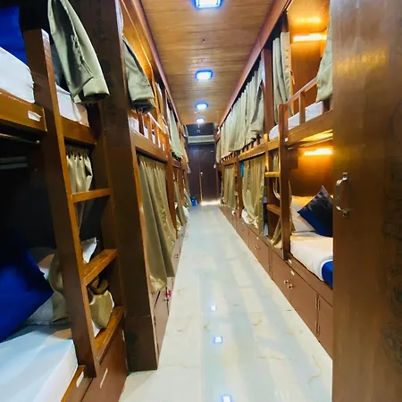Aman Dormitory 2 Mumbai