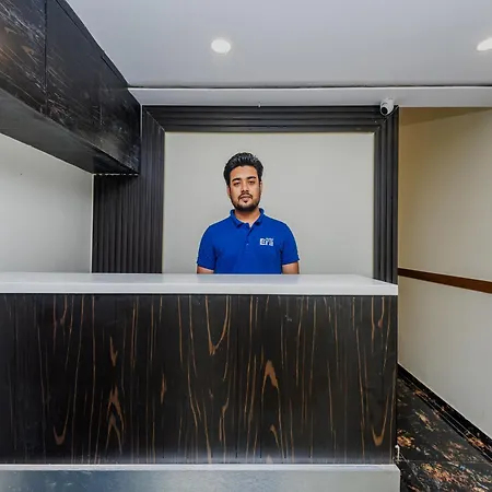 Hotel Era 2*