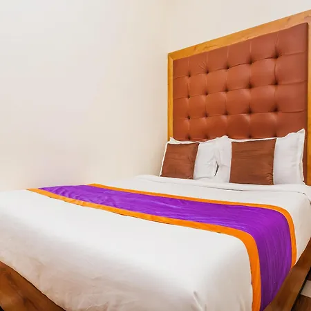 Era Hotel 2*