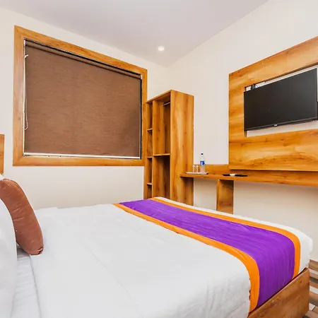 Era Hotel