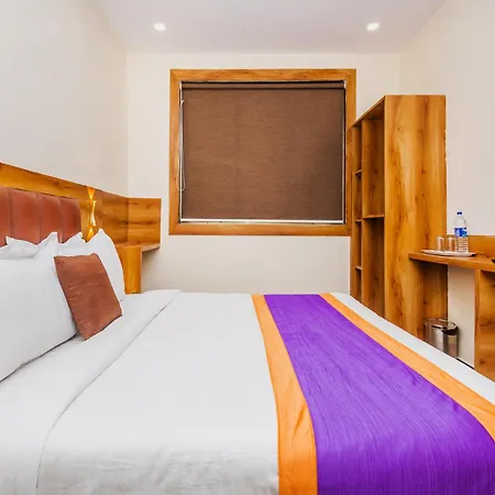 Era Hotel