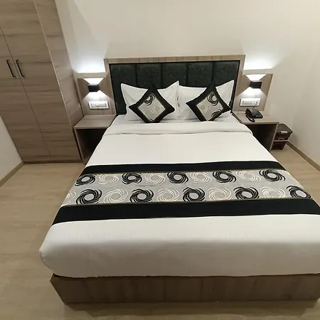 Beverly Palace Santacruz - Near Bkc - Airport T1 Hotel Mumbai