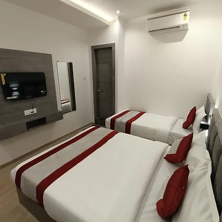 Hotel Beverly Palace Santacruz - Near Bkc - Airport T1 3*