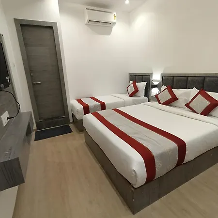 Beverly Palace Santacruz - Near Bkc - Airport T1 3*