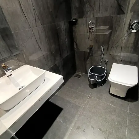 Hotel Beverly Palace Santacruz - Near Bkc - Airport T1 3*