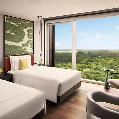 Taj The Trees, 5*
