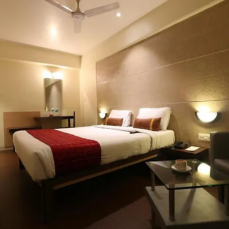 Shilpa Residency Hotel 3*